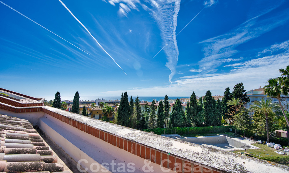 Appartement penthouse de 5 chambres à coucher en vente sur le Golden Mile, à quelques pas de la plage et de la ville de Marbella 27651