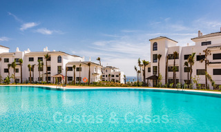 Nouveaux appartements modernes avec vue panoramique sur la montagne et la mer à vendre dans les collines d'Estepona 27747 