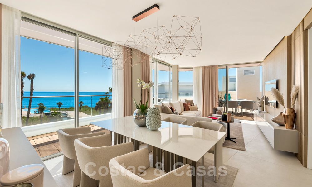 Appartements modernes de luxe en première ligne de plage à vendre à Estepona, Costa del Sol. Prêt à emménager 27868