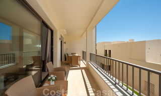 Appartement moderne et intemporel à vendre à Marbella avec vue sur la mer 27963 