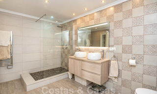 Prêt à emménager, appartement spacieux avec vue panoramique sur la côte et la mer à Benahavis - Marbella 28477 