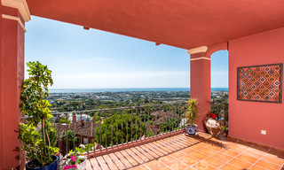 Prêt à emménager, appartement spacieux avec vue panoramique sur la côte et la mer à Benahavis - Marbella 28478 