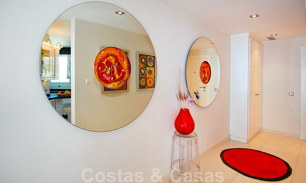 Appartements à vendre dans le complexe balnéaire exclusif de Playa Esmeralda sur le Golden Mile, près de Puerto Banús 28503