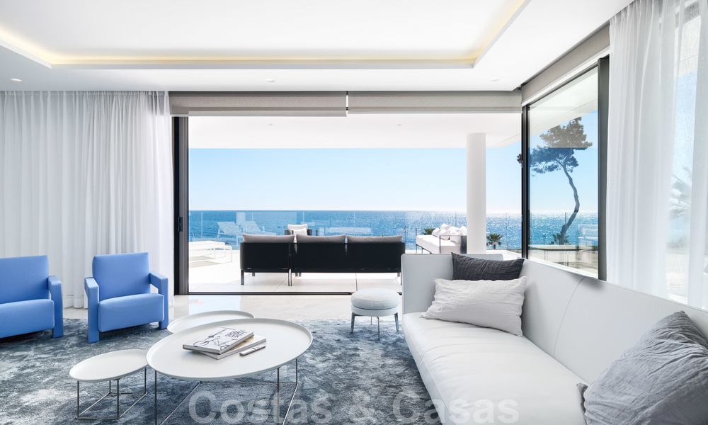 Revente privée. Appartement ultra-Deluxe d'Avant Garde en bord de mer à vendre dans un complexe exclusif sur le New Golden Mile, Marbella - Estepona 28695