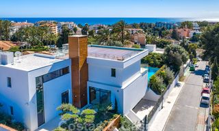 A vendre, villa moderne prête à emménager, à proximité de Puerto Banus à Nueva Andalucia, Marbella 28649 