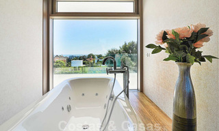 A vendre, villa moderne prête à emménager, à proximité de Puerto Banus à Nueva Andalucia, Marbella 28674 