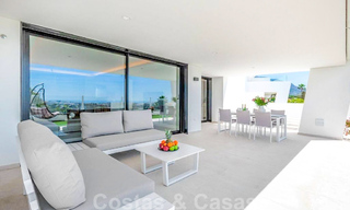 Spacieux appartement de luxe moderne de 3 chambres à coucher à vendre avec vue sur la mer et prêt à emménager, Nueva Andalucia, Marbella 28912 