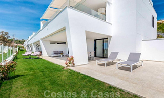 Spacieux appartement de luxe moderne de 3 chambres à coucher à vendre avec vue sur la mer et prêt à emménager, Nueva Andalucia, Marbella 28916 