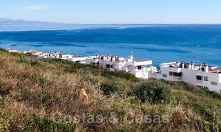 Villa de style contemporain à vendre avec vue panoramique sur la mer Méditerranée, près d'Estepona 28924 