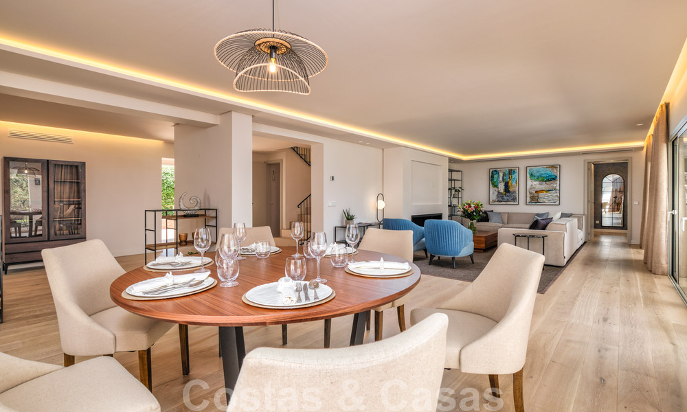 A vendre, villa en première ligne du golf, rénovée avec goût dans un quartier recherché et calme - Guadalmina - Marbella 29203