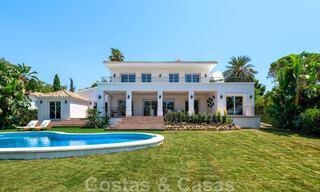 A vendre, villa en première ligne du golf, rénovée avec goût dans un quartier recherché et calme - Guadalmina - Marbella 29216 