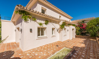 A vendre, villa en première ligne du golf, rénovée avec goût dans un quartier recherché et calme - Guadalmina - Marbella 29224 