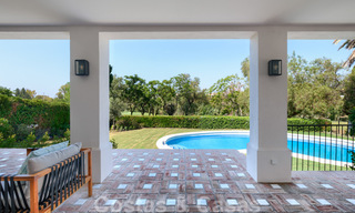 A vendre, villa en première ligne du golf, rénovée avec goût dans un quartier recherché et calme - Guadalmina - Marbella 29239 