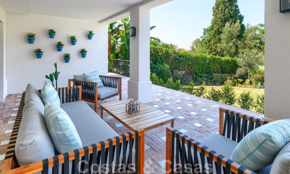 A vendre, villa en première ligne du golf, rénovée avec goût dans un quartier recherché et calme - Guadalmina - Marbella 29240