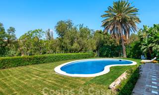 A vendre, villa en première ligne du golf, rénovée avec goût dans un quartier recherché et calme - Guadalmina - Marbella 29244 