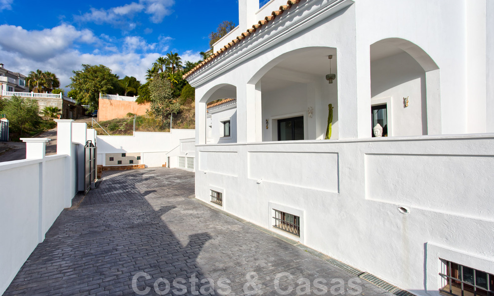 A vendre, villa rénovée de style contemporain sur le New Golden Mile, Marbella - Estepona 29363