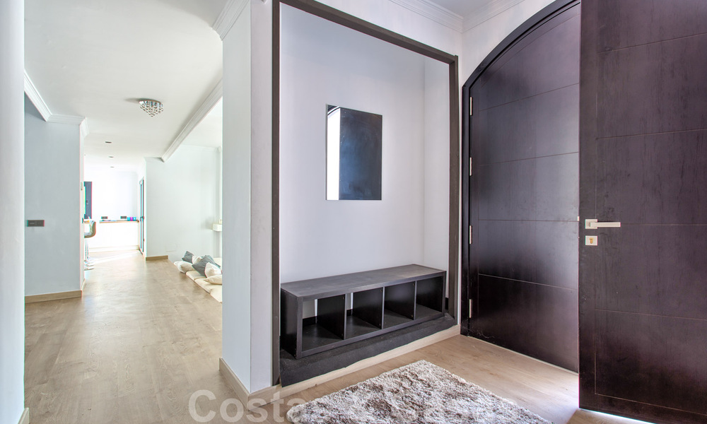 A vendre, villa rénovée de style contemporain sur le New Golden Mile, Marbella - Estepona 29376
