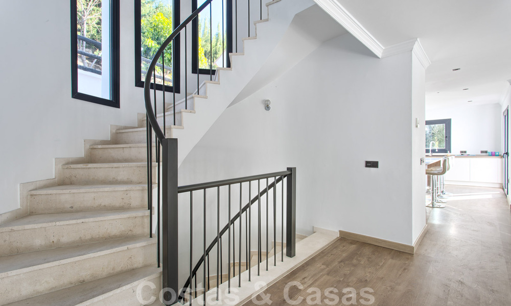 A vendre, villa rénovée de style contemporain sur le New Golden Mile, Marbella - Estepona 29377