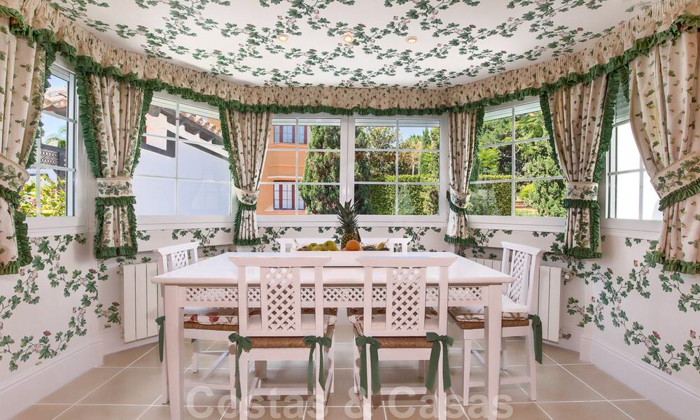 Spectaculaire et élégant manoir en vente dans l'ouest de Marbella, près de la plage 29397