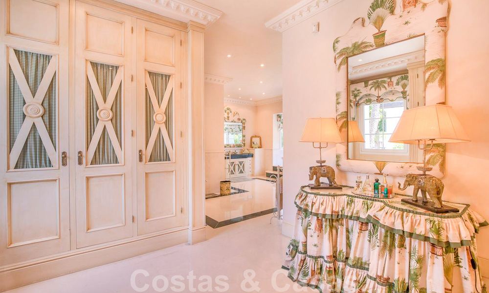 Spectaculaire et élégant manoir en vente dans l'ouest de Marbella, près de la plage 29410