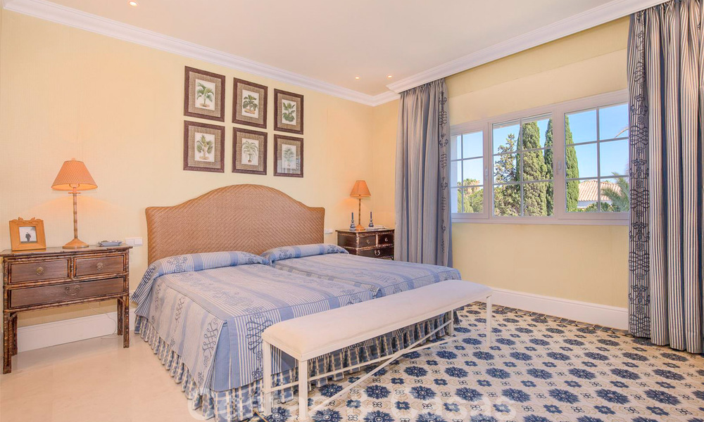 Spectaculaire et élégant manoir en vente dans l'ouest de Marbella, près de la plage 29416