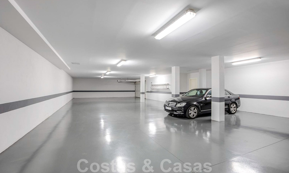 Spectaculaire et élégant manoir en vente dans l'ouest de Marbella, près de la plage 29425