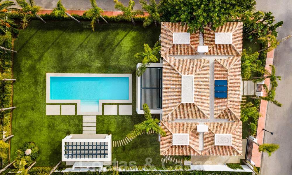 Spacieuse villa moderne de luxe près de la mer et un terrain de golf à vendre à Marbella - Estepona 30152