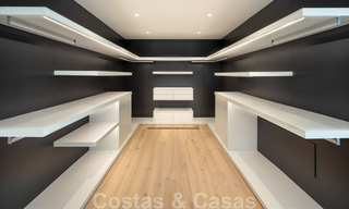 Spacieuse villa moderne de luxe près de la mer et un terrain de golf à vendre à Marbella - Estepona 30170 