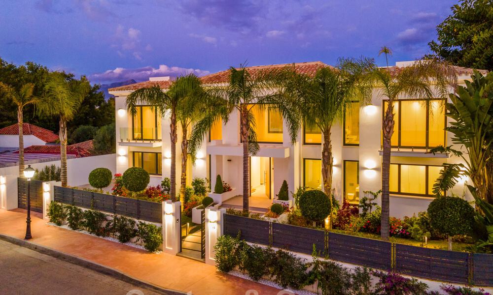 Spacieuse villa moderne de luxe près de la mer et un terrain de golf à vendre à Marbella - Estepona 30176