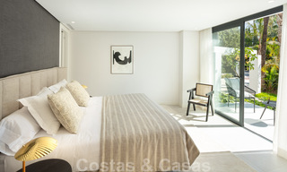 Villa en première ligne de golf élégamment rénovée au cœur de la Golf Valley à Nueva Andalucia, Marbella 30023 