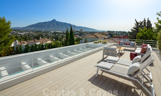 Elégante villa de construction récente avec de belles vues sur la montagne de La Concha à vendrre à Nueva Andalucia - Marbella 30059 