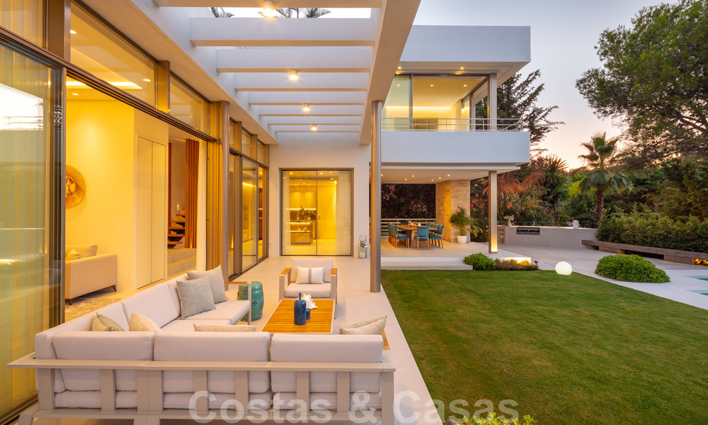 Elégante villa de construction récente avec de belles vues sur la montagne de La Concha à vendrre à Nueva Andalucia - Marbella 30075