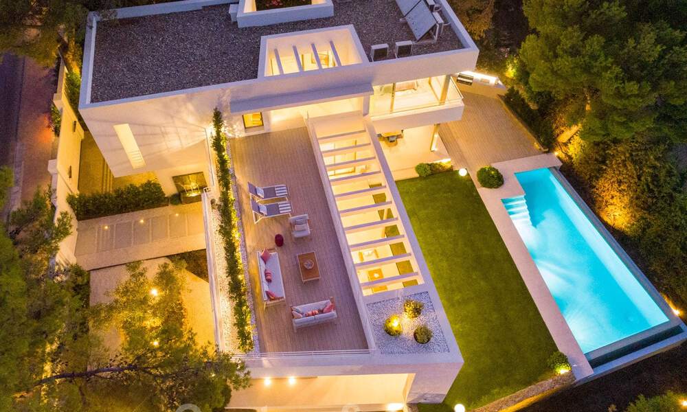 Elégante villa de construction récente avec de belles vues sur la montagne de La Concha à vendrre à Nueva Andalucia - Marbella 30077