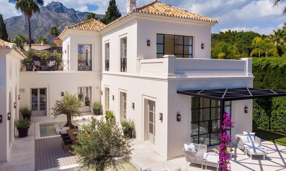 2 nouvelles villas de luxe élégantes et de grande qualité à vendre dans un style classique et provençal au-dessus du Golden Mile à Marbella 30484