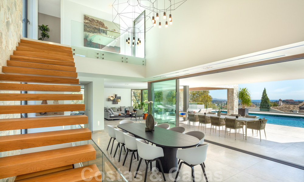 Villa neuve de style contemporain dans une résidence fermée avec vue panoramique sur la mer à vendre à Benahavis - Marbella 30672