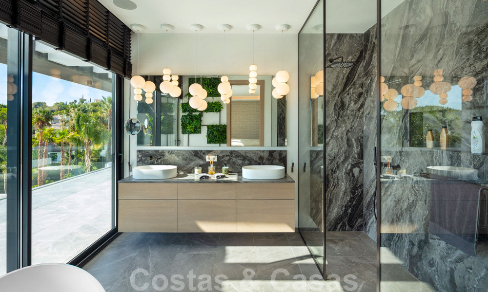 Villa de design moderne à vendre au cœur de Nueva Andalucia, Marbella 30824