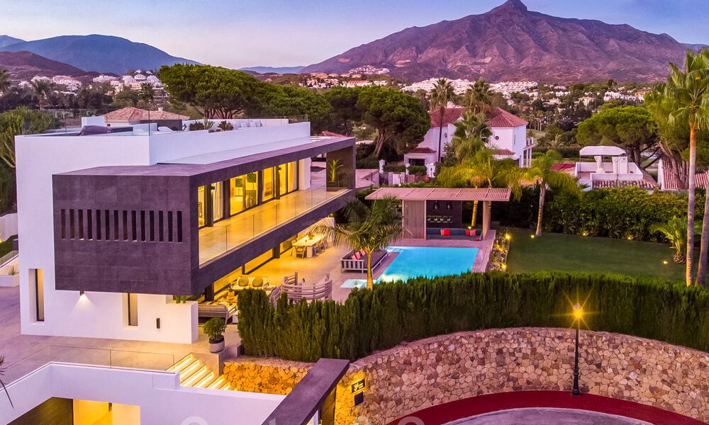 Villa de design moderne à vendre au cœur de Nueva Andalucia, Marbella 30841