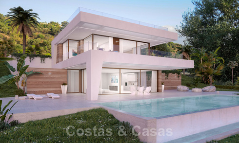 Villa moderne de nouvelle construction à vendre, directement sur le terrain de golf avec vue panoramique sur le golf, la montagne et la mer à Estepona 30870