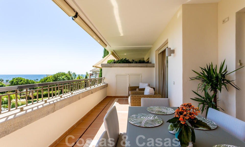 Appartement de luxe intemporel à vendre, avec vue sur la mer, sur le Golden Mile, entre Puerto Banus et Marbella 30909
