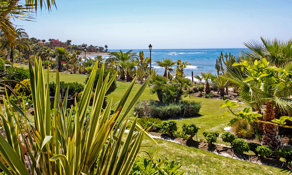 Appartement exclusif à vendre avec vue sur la mer dans un complexe de plage en première ligne sur le New Golden Mile, Marbella - Estepona 30942
