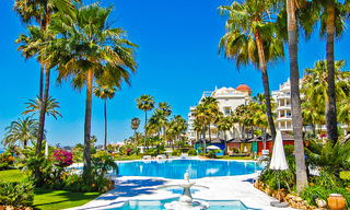 Appartement exclusif à vendre avec vue sur la mer dans un complexe de plage en première ligne sur le New Golden Mile, Marbella - Estepona 30948 
