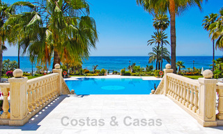 Appartement exclusif à vendre avec vue sur la mer dans un complexe de plage en première ligne sur le New Golden Mile, Marbella - Estepona 30953 