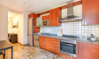 Spacieux appartement avec une grande terrasse à vendre dans un complexe sur le Golden Mile à Marbella 31357 