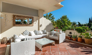 Spacieux appartement de luxe avec une grande terrasse dans une petite résidence sur le Golden Mile à vendre à Marbella 31450 
