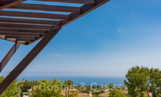 Une maison de conception moderne à vendre dans les collines de Marbella, au-dessus du Golden Mile à Sierra Blanca 31492 