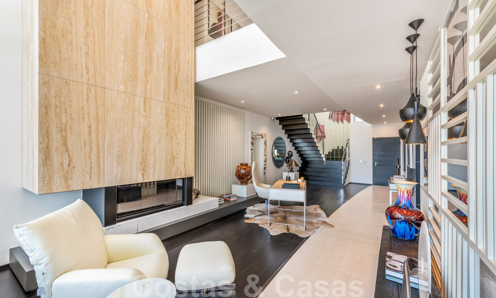 Une maison de conception moderne à vendre dans les collines de Marbella, au-dessus du Golden Mile à Sierra Blanca 31508