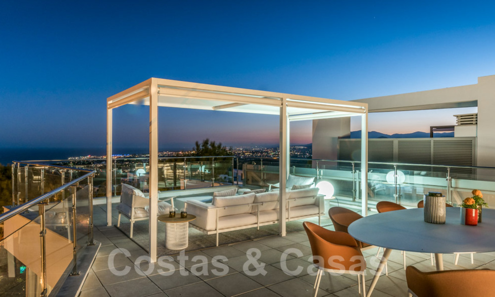 Une maison de conception moderne à vendre dans les collines de Marbella, au-dessus du Golden Mile à Sierra Blanca 31522