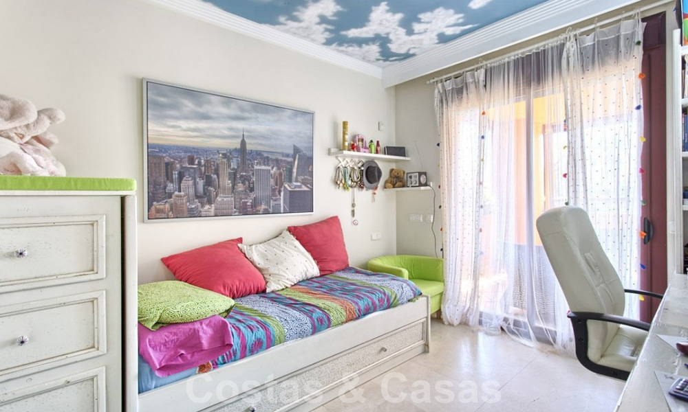 Appartement de luxe à vendre près de la plage dans un complexe prestigieux, juste à l'est du centre de Marbella 31627