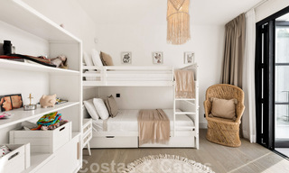 Villa de style scandinave magnifiquement rénovée, avec de belles vues sur la mer, à vendre à Benahavis - Marbella 31700 