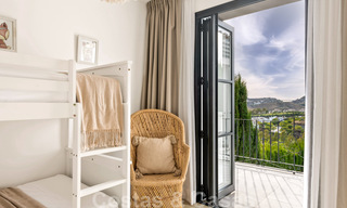 Villa de style scandinave magnifiquement rénovée, avec de belles vues sur la mer, à vendre à Benahavis - Marbella 31706 